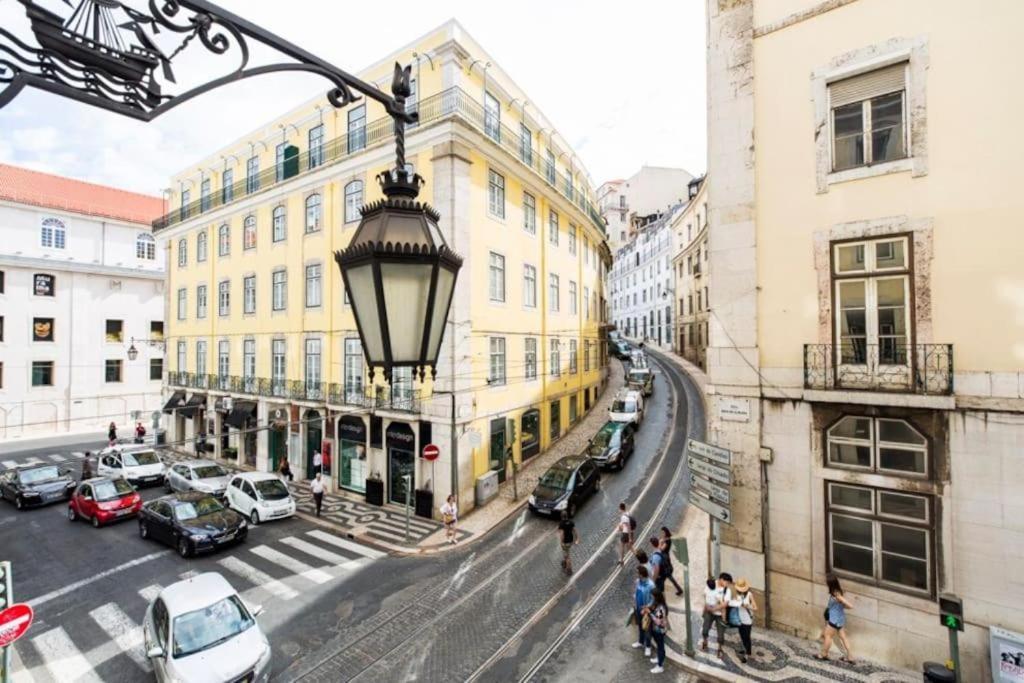 Апартаменти Ola Lisbon - Chiado 1 Екстер'єр фото